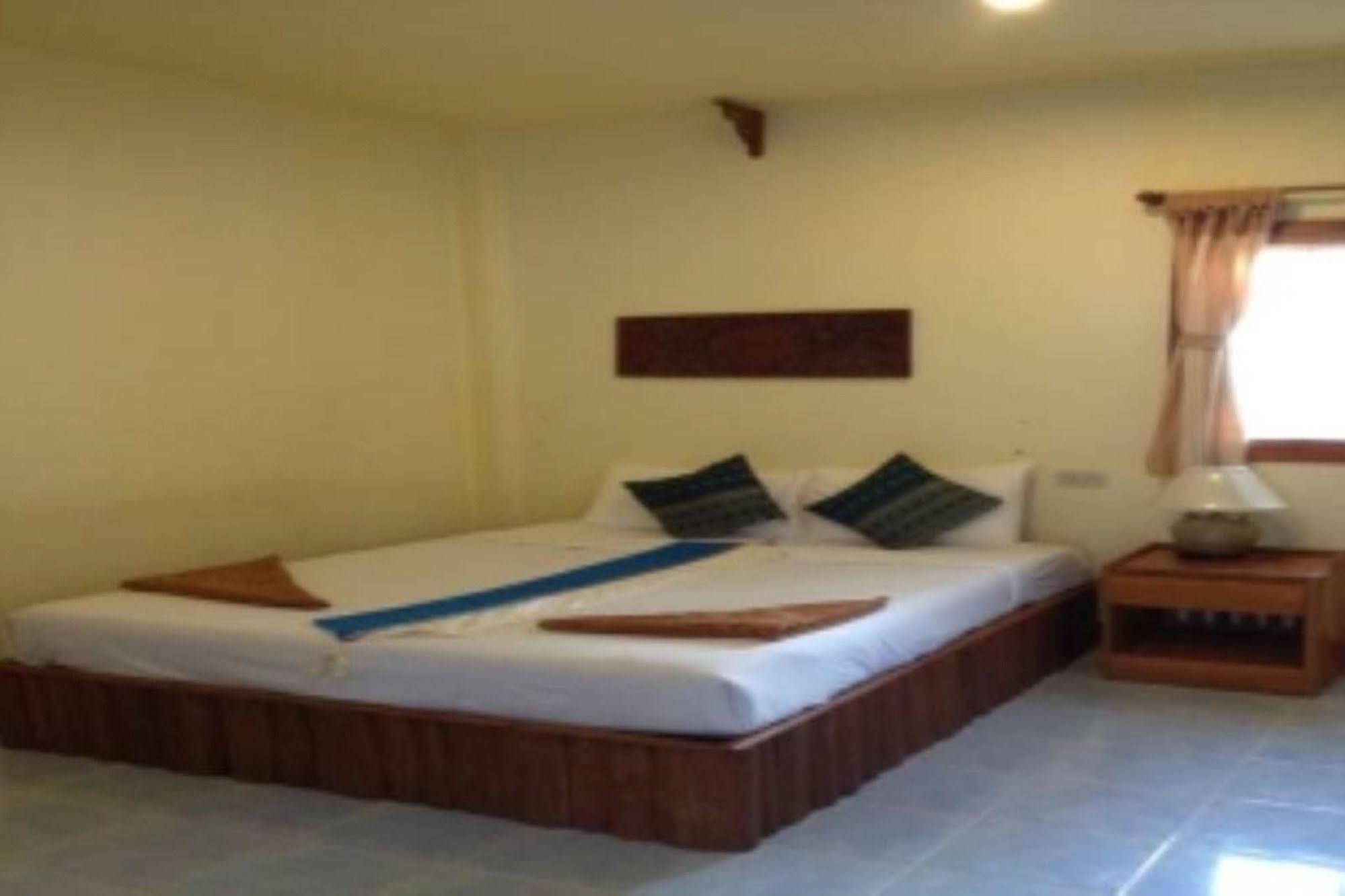 Phuwadee Resort Thong Nai Pan Noi Ngoại thất bức ảnh